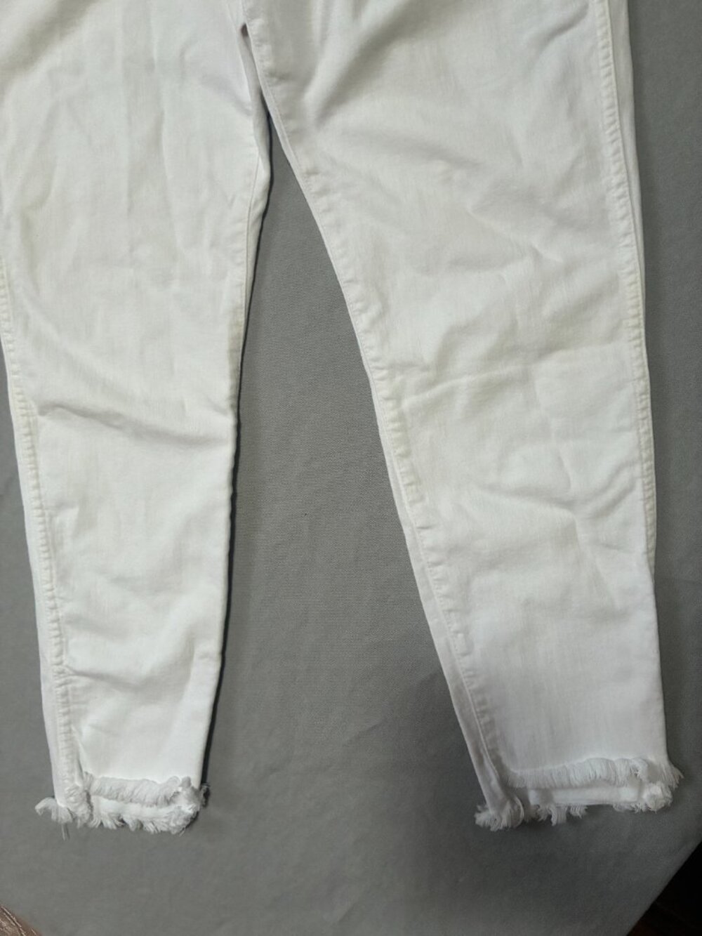 Madewell Jeans Womens 34 White High-Rise Skinny Cotton Raw Hem Stretch Casual - Picture 3 of 9